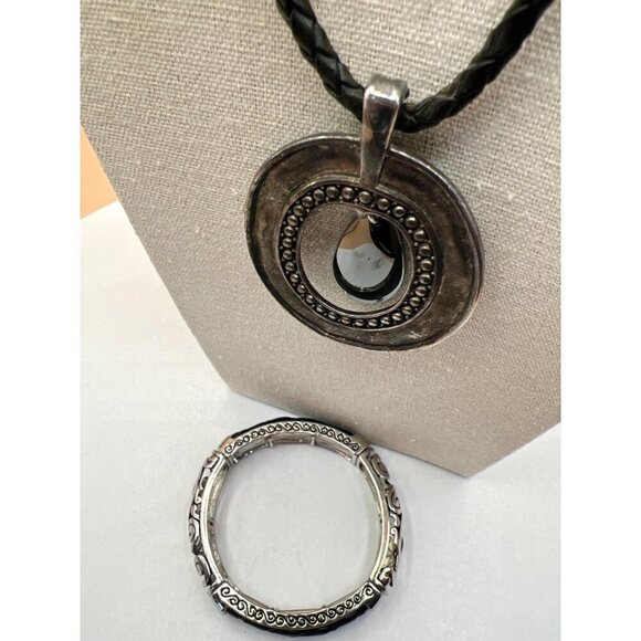 Retro Black Teardrop Pendant Necklace & Silver Bracelet Set   B42 - Picture 7 of 14